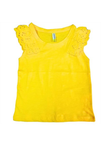 T-Shirt bambina gialla con maniche pizzo sangallo.