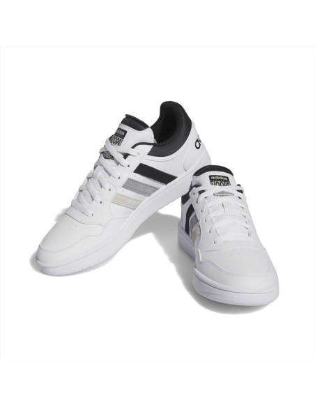 Scarpa Hoops Adidas Classico con iconiche 3 striscie  - Vendita online
