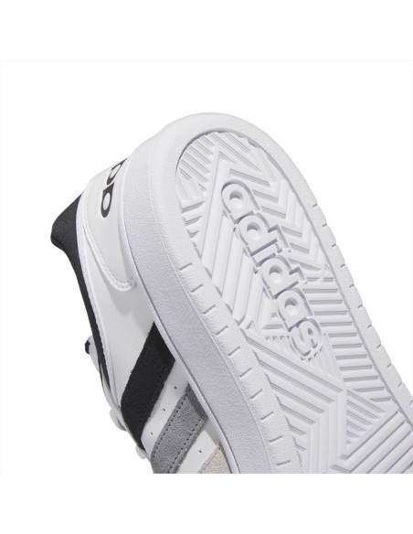 Scarpa Hoops Adidas Classico con iconiche 3 striscie  - Vendita online