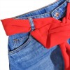 Pantaloncino ragazza in jeans con nastro rosso
