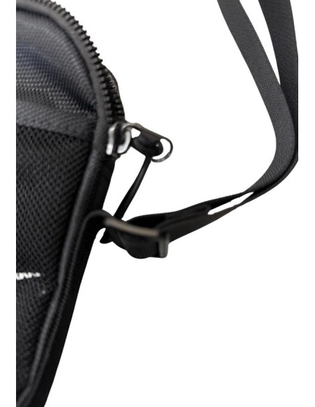 Borsa a tracolla Nike nera con logo bianco – modello sportivo unisex  