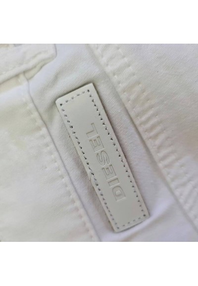 Pantaloncini Estivi Diesel Twill Ragazzo – Bianco Versatile e Comodo  