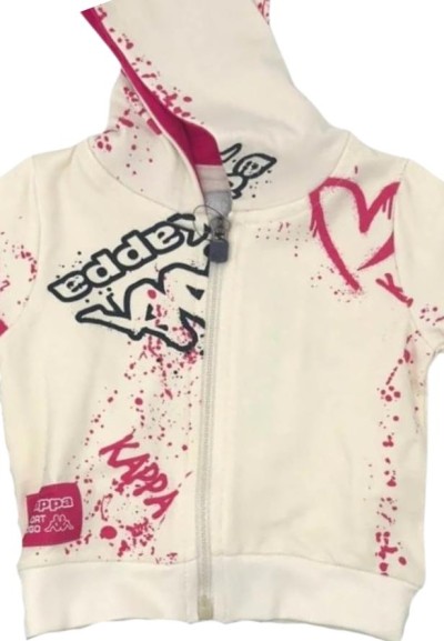 Tuta sportiva Kappa bambina con cappuccio, stile urbano e comfort felp